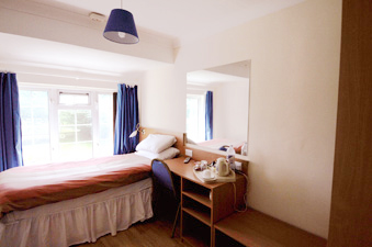 Stansted Inn Single Room